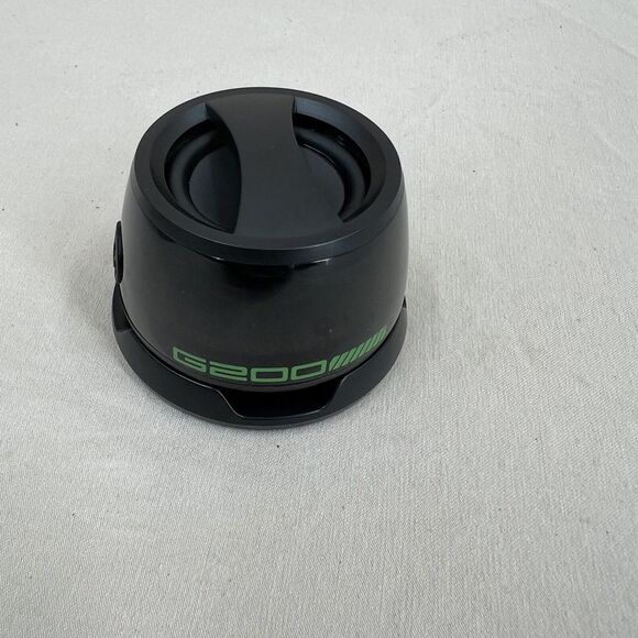 Magesafe Bluetooth Speaker Black RGB Magnetic Portable Viyawise G200‎ - Picture 3 of 6